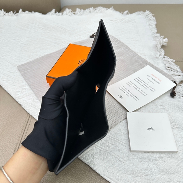 エルメス財布コピー全体デザイン